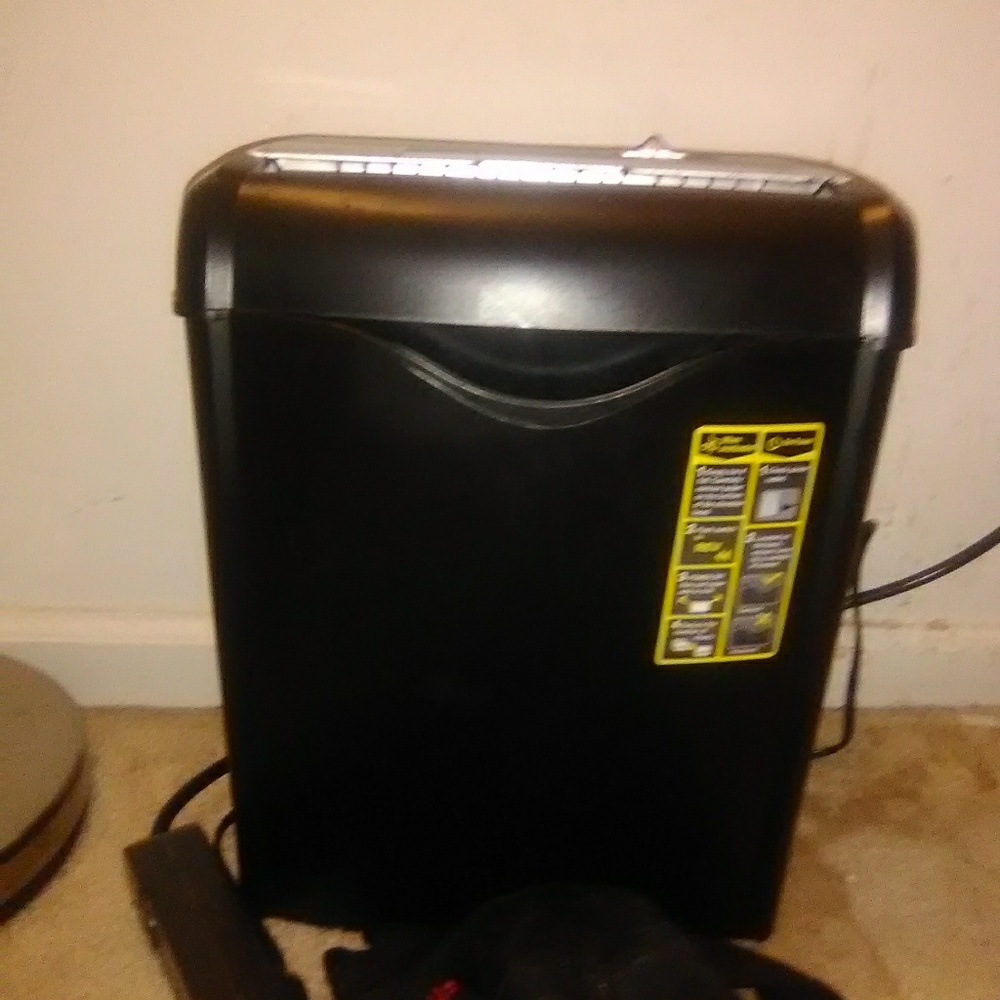 Amazon Paper Shredder